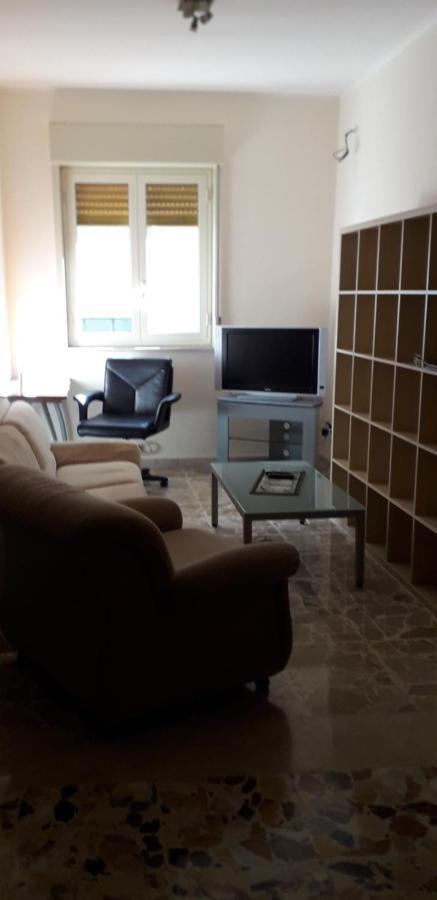 גיארדיני נאקסוס Lucy Home Lussuoso Appartamento Recanati Mare מראה חיצוני תמונה